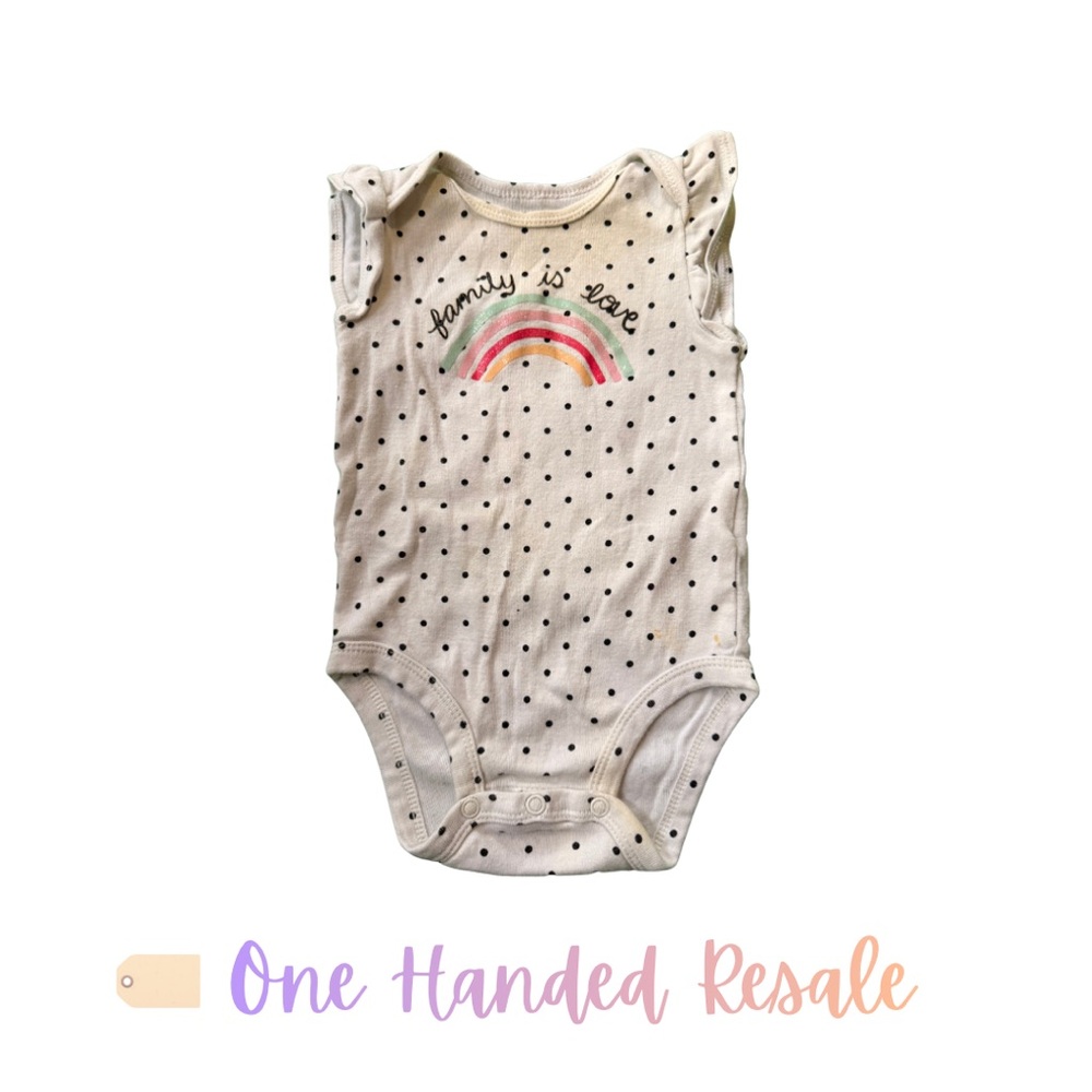 🌈 Carter's White Bodysuit Onesie w/ Black Dots Family is Love Rainbow Graphic 6M